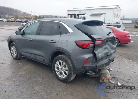 2023 Ford Escape Active z USA, uszkodzony, nr VIN 1FMCU9GN3PUA88080